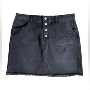 NWT Old Navy Women’s Black Denim Skirt Size XXL (16)